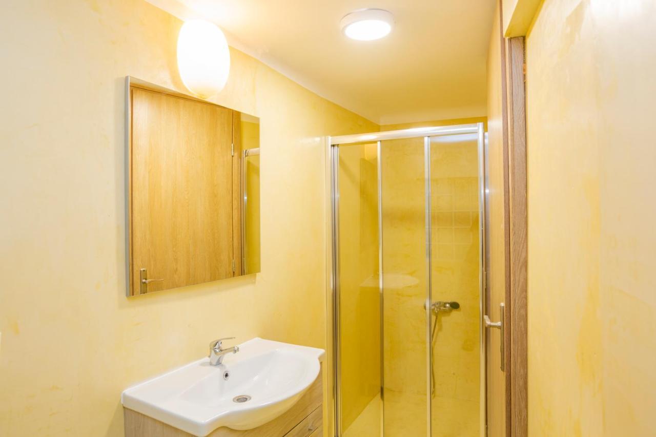 Psirri Lofts Apartment เอเธนส์ ภายนอก รูปภาพ
